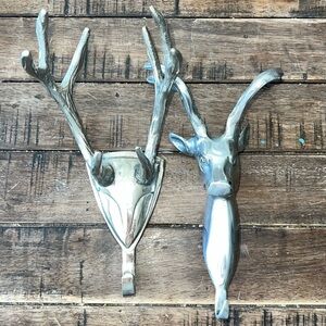 Silver-Colored Metal Decorative Deer Wall Hooks